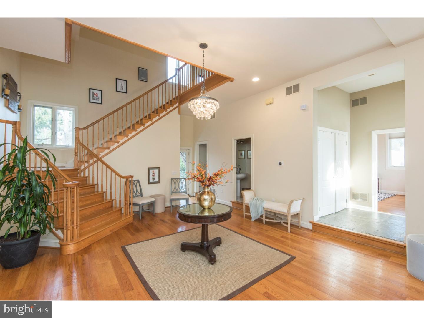 926 Merion Square Road Gladwyne, PA 19035 - Photo 3 of 25