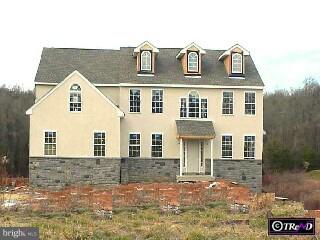 7 Melville Road Pottstown, PA 19465 - Photo 1 of 3