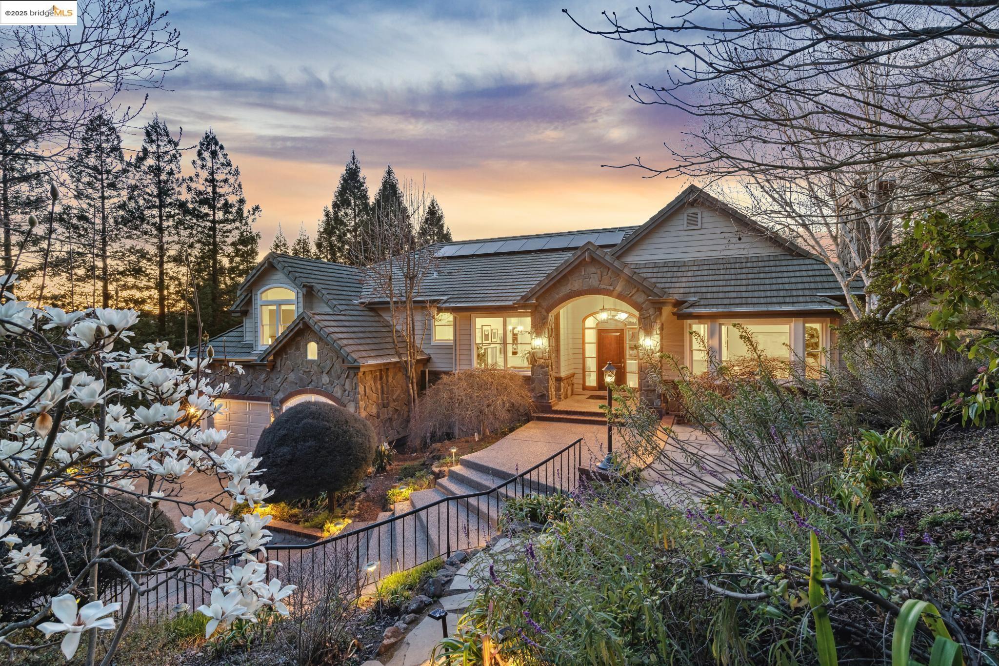 29 Harrington Road Moraga, CA 94556 - Photo 1 of 1 a backyard of a house with table and chairs