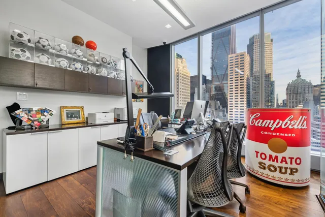 $5,500,000 | 50 West 47th Street, Unit 1808 | Midtown Central