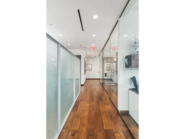 $5,500,000 | 50 West 47th Street, Unit 1808 | Midtown Central