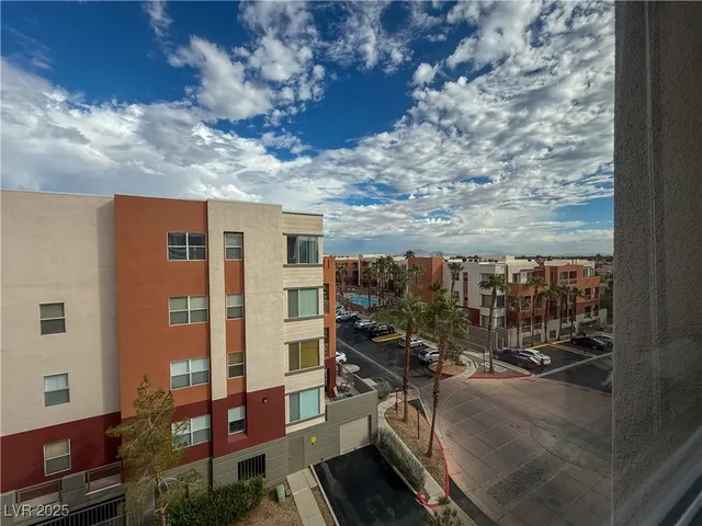 $1,780 | 63 East Agate Avenue, Unit 509, Las Vegas, NV 89123