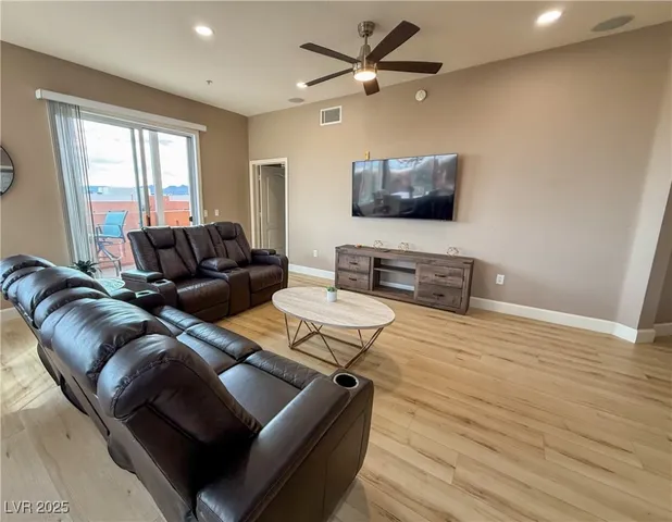 $1,780 | 63 East Agate Avenue, Unit 509, Las Vegas, NV 89123