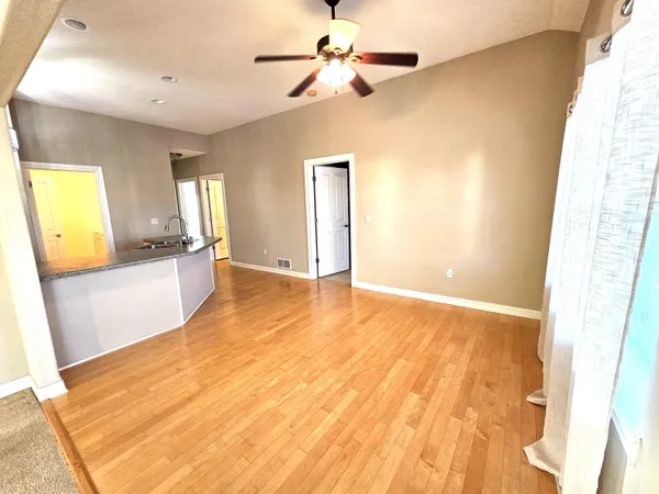 $1,950 | 1850 Stoney Lane, Unit 419, Slinger, WI 53086