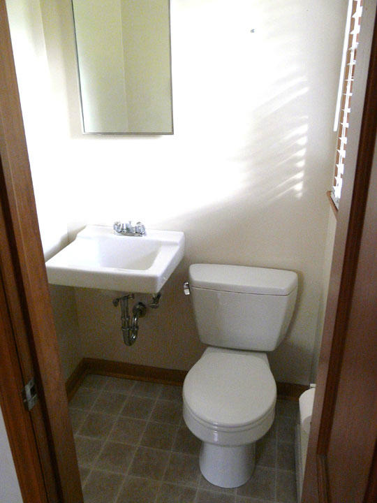 3662 Keagy Road Southwest Roanoke, VA 24018 - Photo 7 of 11 master--half-bath