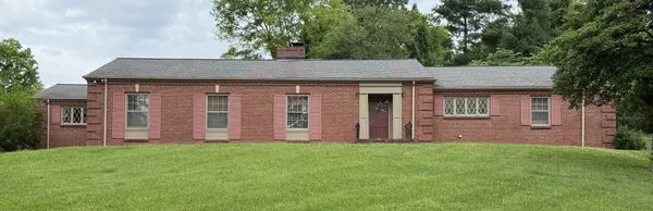 105 3rd Avenue East, Springfield, TN 37172