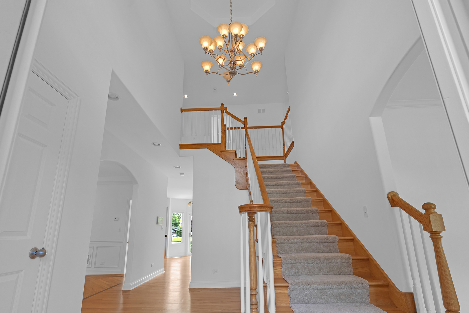 427 Natoma Avenue Addison, IL 60101 - Photo 4 of 27