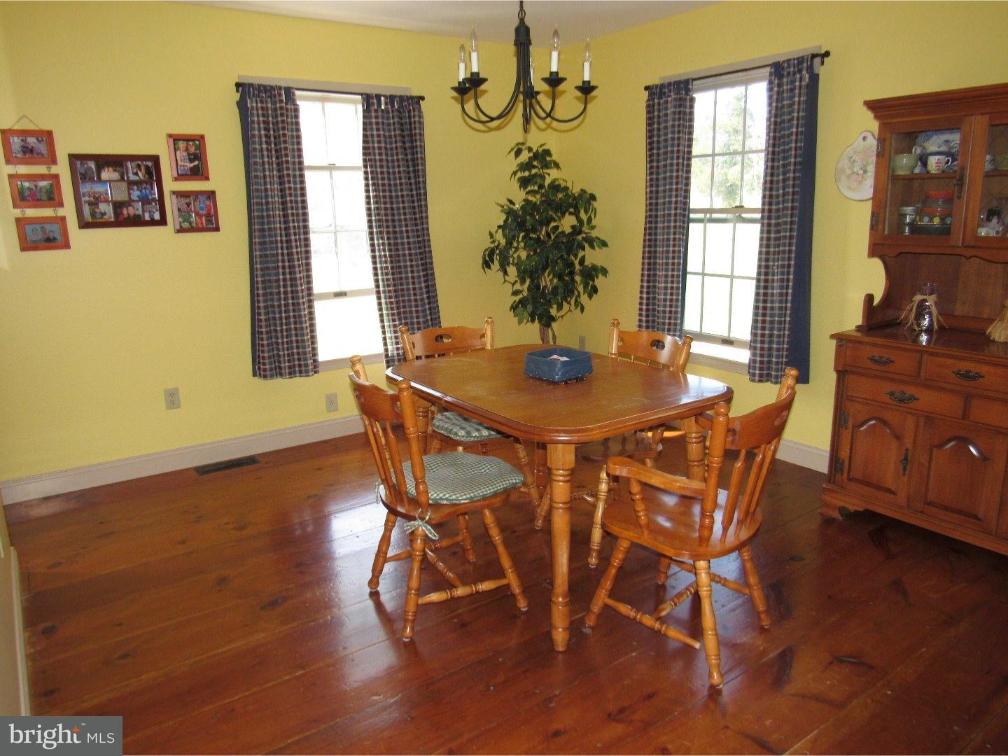 262 Ridge Road Telford, PA 18969 - Photo 12 of 25 Dining Room