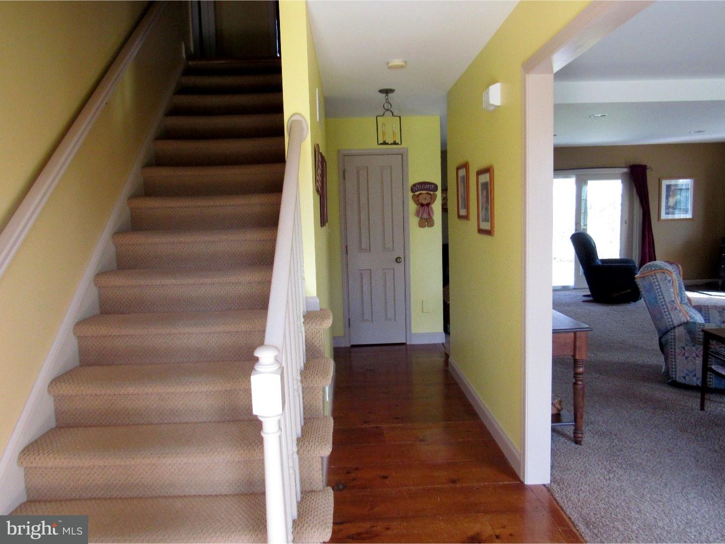 262 Ridge Road Telford, PA 18969 - Photo 13 of 25 Foyer