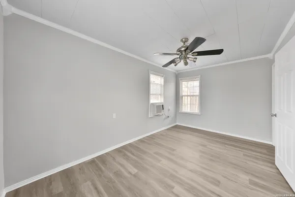 $1,125 | 106 Waugh Street, San Antonio, TX 78223