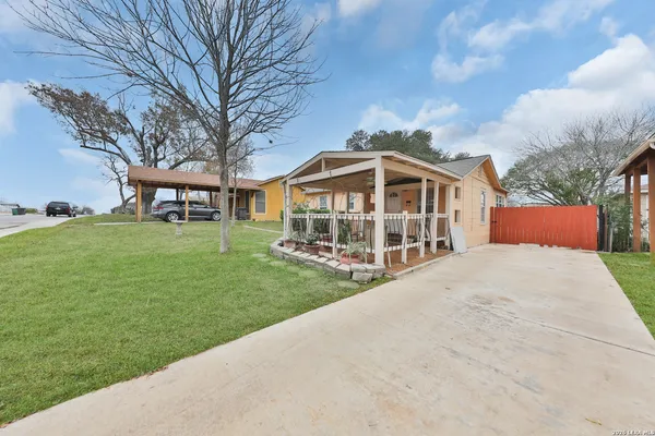 $1,125 | 106 Waugh Street, San Antonio, TX 78223