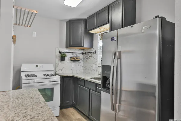 $1,125 | 106 Waugh Street, San Antonio, TX 78223