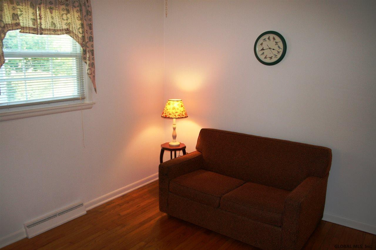 34 Carson Road Bethlehem, NY 12054 - Photo 9 of 16 Photo 9