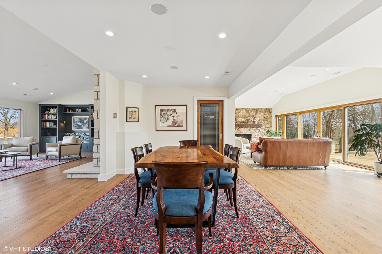 133 East County Line Road Barrington, IL 60010 - Photo 8 of 40
