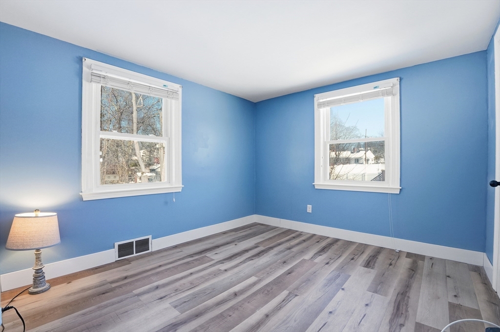 26 Tingley Road Braintree, MA 02184 - Photo 11 of 24