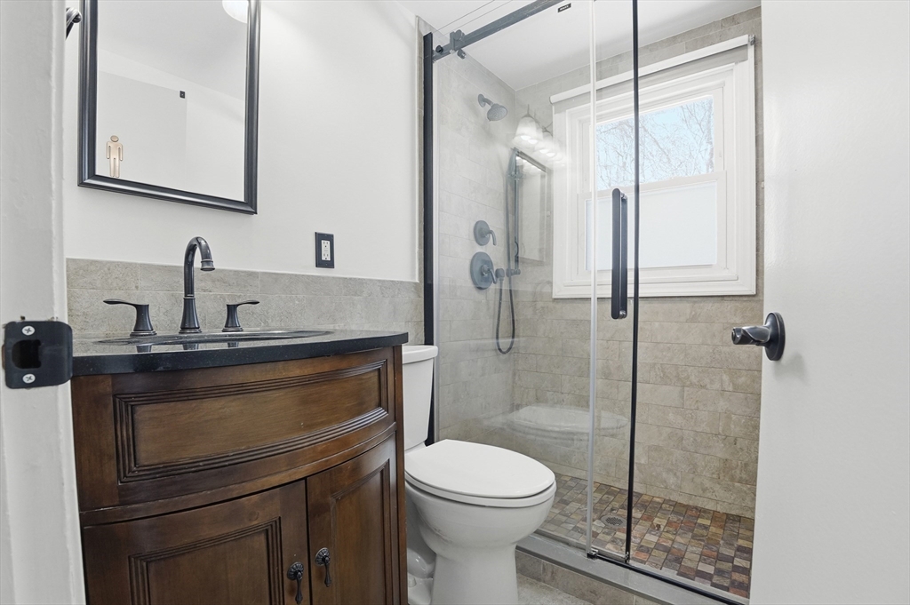 26 Tingley Road Braintree, MA 02184 - Photo 14 of 24