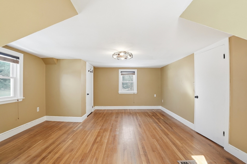 26 Tingley Road Braintree, MA 02184 - Photo 15 of 24