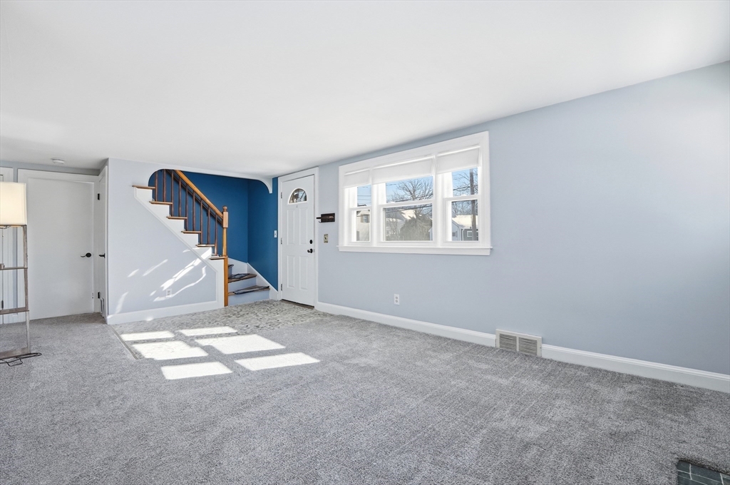 26 Tingley Road Braintree, MA 02184 - Photo 6 of 24