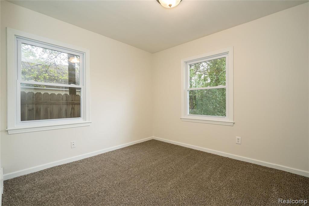 680 East Auburn Road Rochester Hills, MI 48307 - Photo 35 of 50
