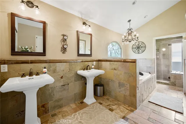 $5,800 | 28111 Via Rueda, San Juan Capistrano, CA 92675