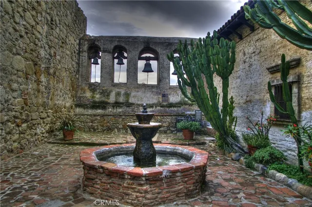 $5,800 | 28111 Via Rueda, San Juan Capistrano, CA 92675