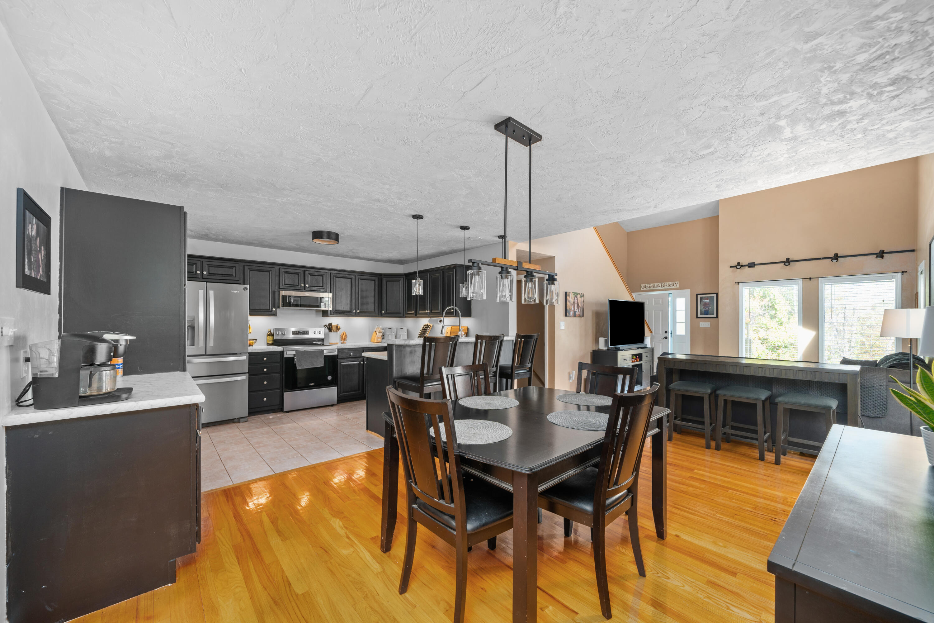 191 Pin Oak Drive Blue Ridge, VA 24064 - Photo 11 of 26 a view of a dining room with furniture