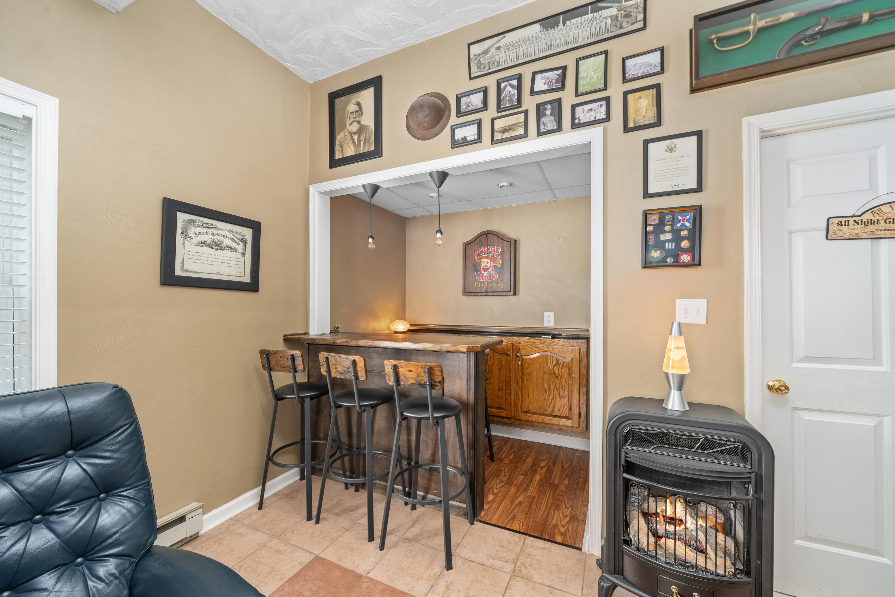 191 Pin Oak Drive Blue Ridge, VA 24064 - Photo 21 of 26 a living room with furniture and a window