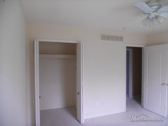 4098 Snoblin Road North Branch, MI 48461 - Photo 9 of 14 31147969-8.JPG