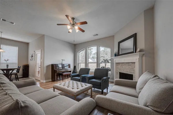 $3,600 | 28314 Calaveras Lake Drive, Spring, TX 77386