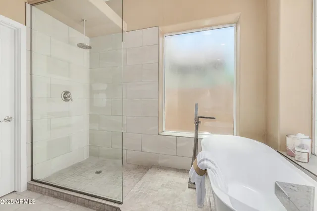 $725,000 | 180 North Mondel Drive, Gilbert, AZ 85233