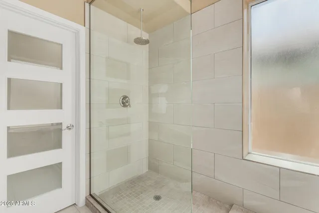 $725,000 | 180 North Mondel Drive, Gilbert, AZ 85233