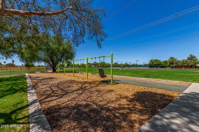 $725,000 | 180 North Mondel Drive, Gilbert, AZ 85233