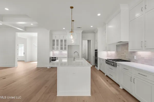 $880,000 | 214 Parke Drive, Ridgeland, MS 39157
