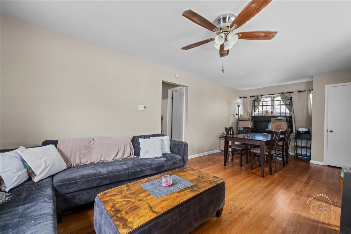335 Silver Street Elgin, IL 60123 - Photo 4 of 14