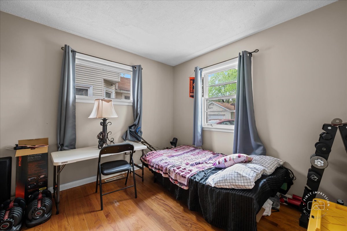 335 Silver Street Elgin, IL 60123 - Photo 6 of 14
