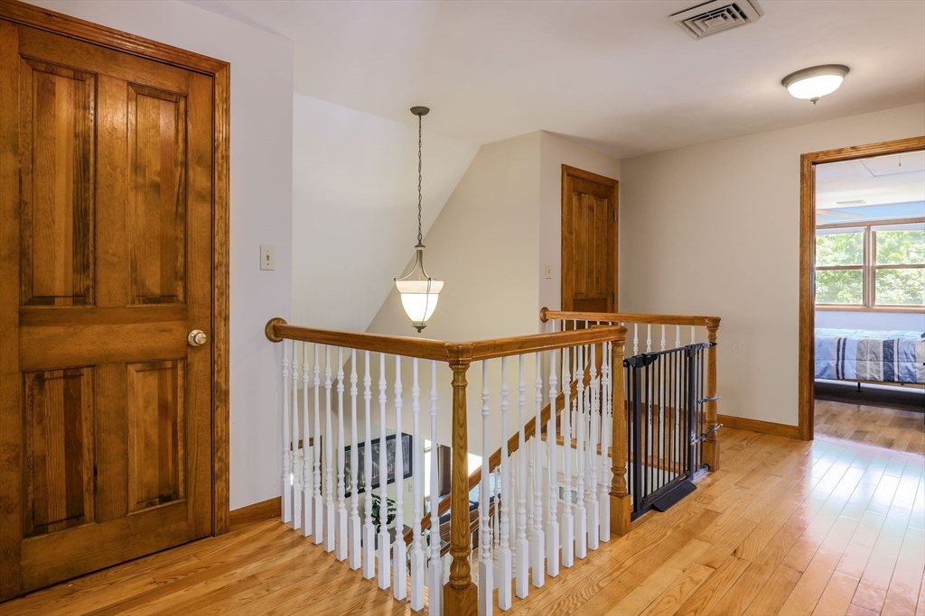 27 Davis Street Rutland, MA 01543 - Photo 31 of 39