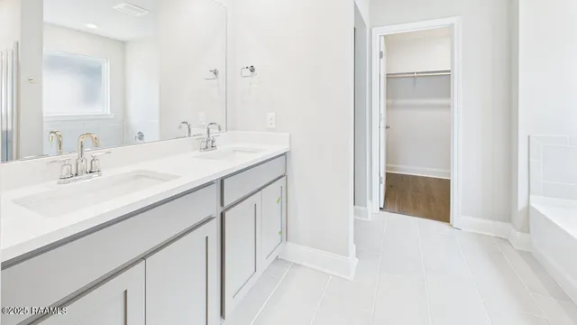 $268,500 | 121 Harvest Falls Drive, Broussard, LA 70518