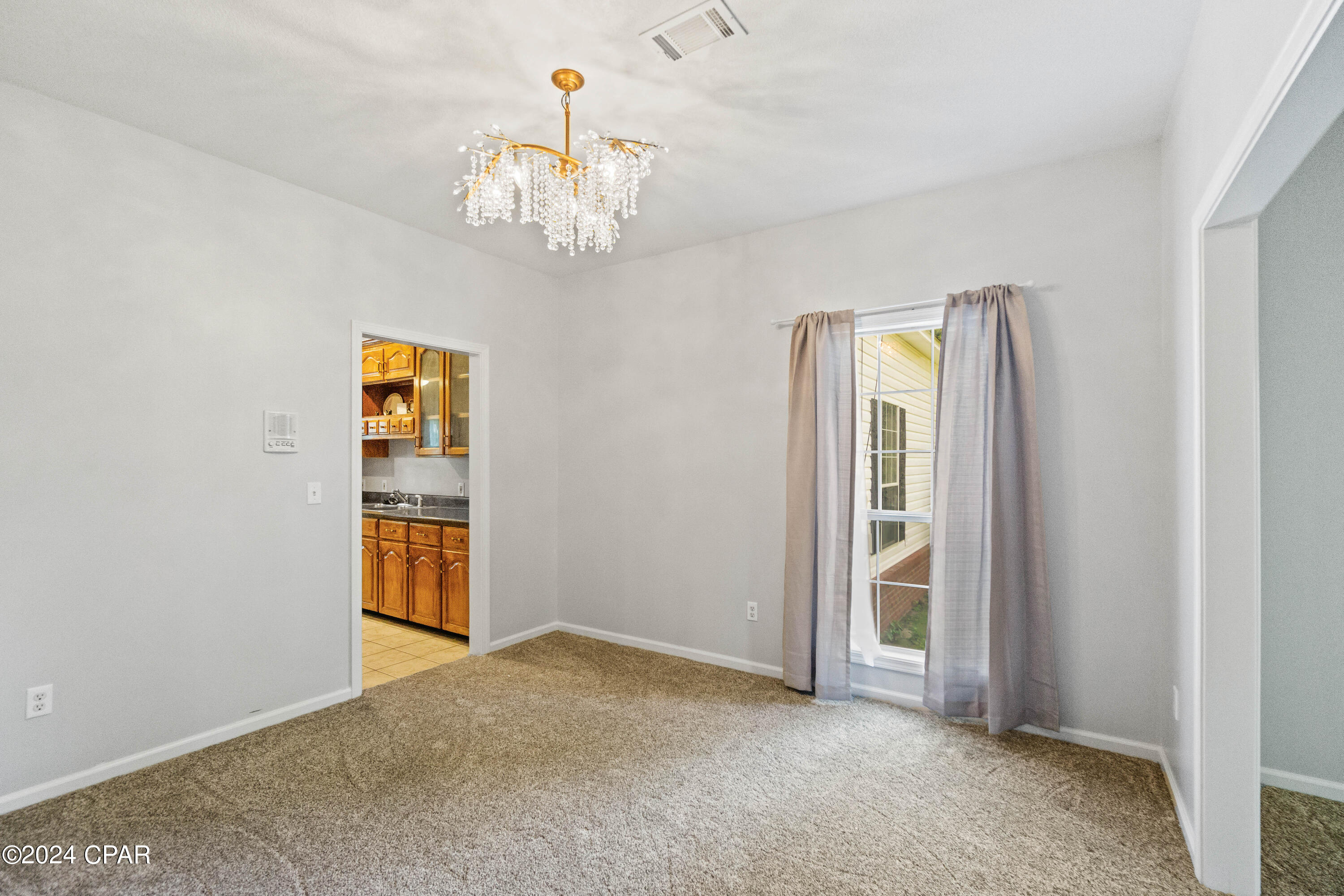 644 Pearson Street Chipley, FL 32428 - Photo 4 of 36