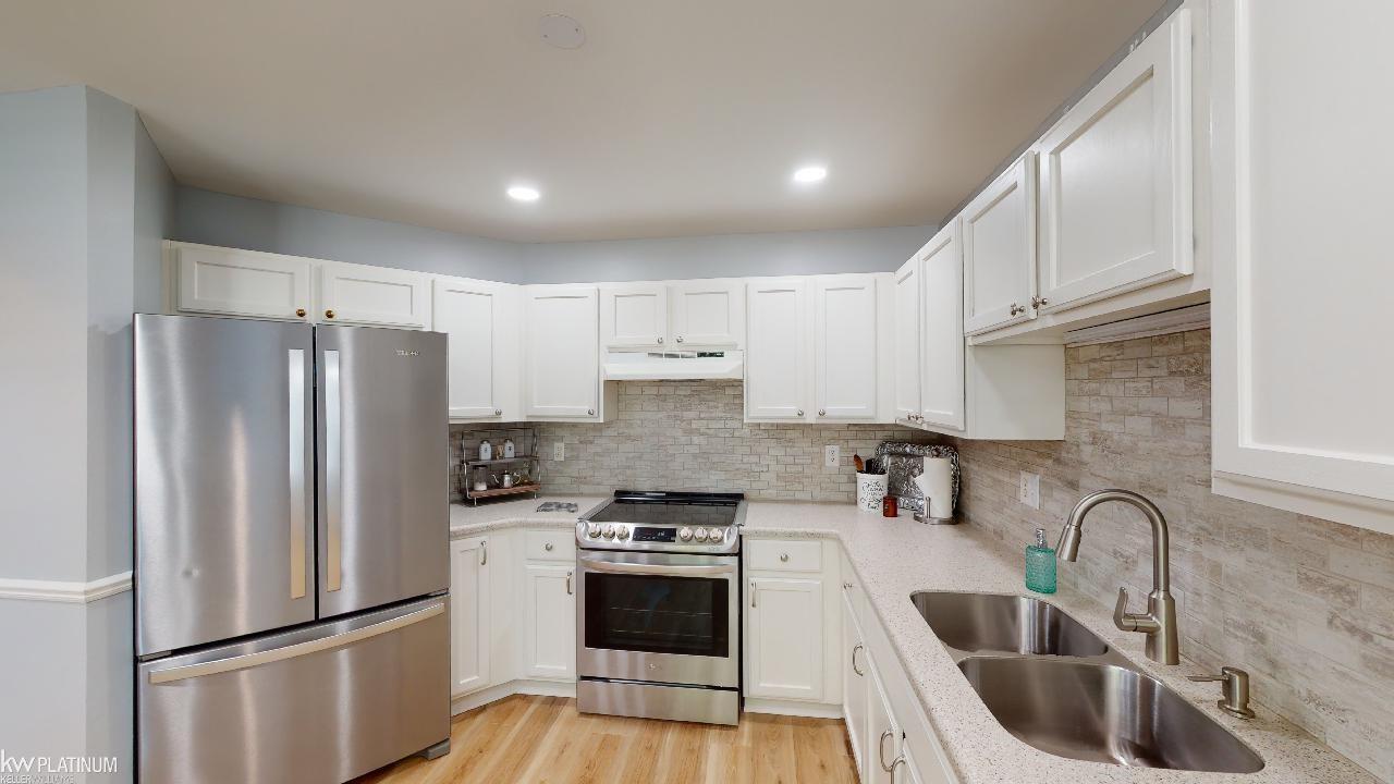 50809 Raintree Circle New Baltimore, MI 48047 - Photo 6 of 50 Kitchen