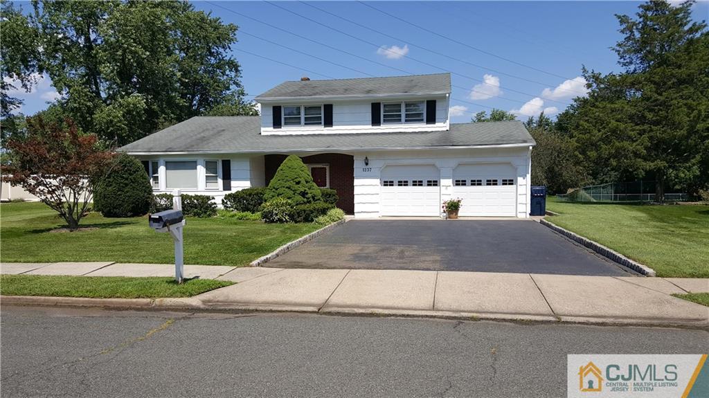 1237 Carlisle Road North Brunswick, NJ 08902 - Photo 2 of 20 Gallery Image 2