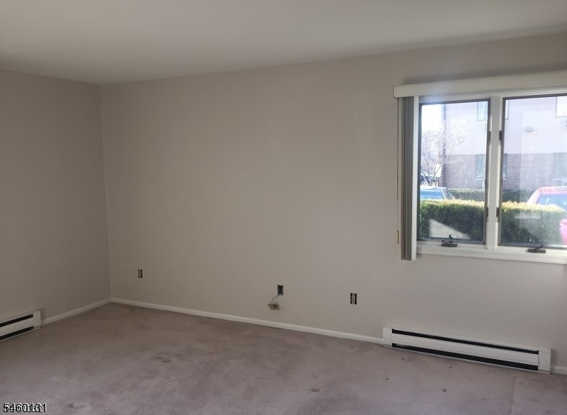 651 Riverside Avenue, Unit B13 Lyndhurst, NJ 07071 - Photo 2 of 13 Gallery Image 2