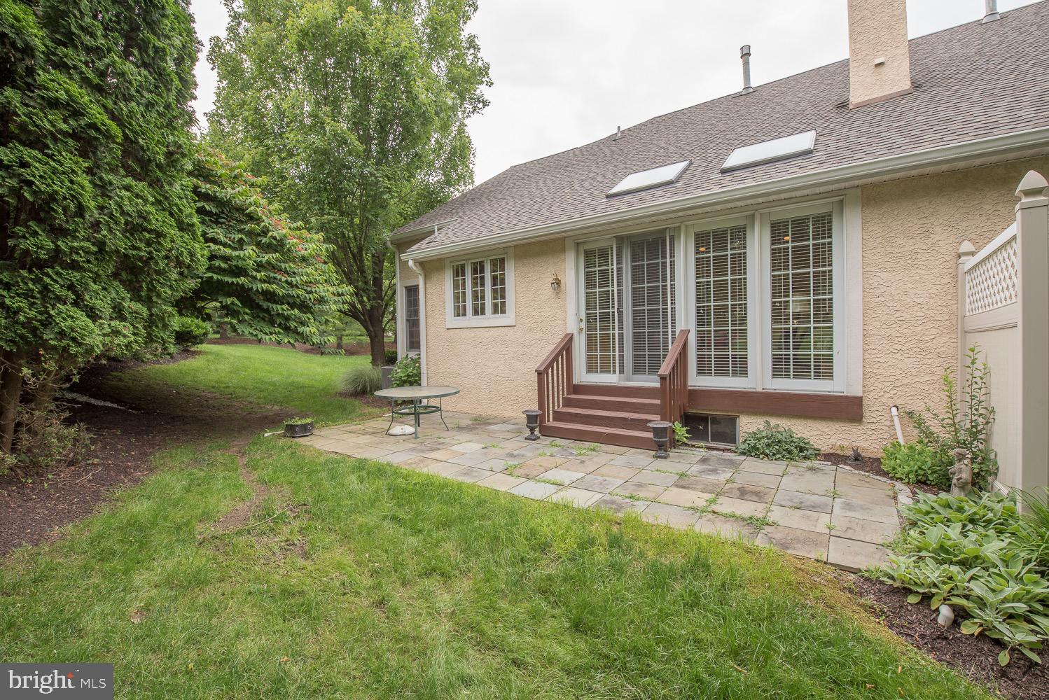 201 3 Rivers Court, Unit 101 Berwyn, PA 19312 - Photo 27 of 30 private patio