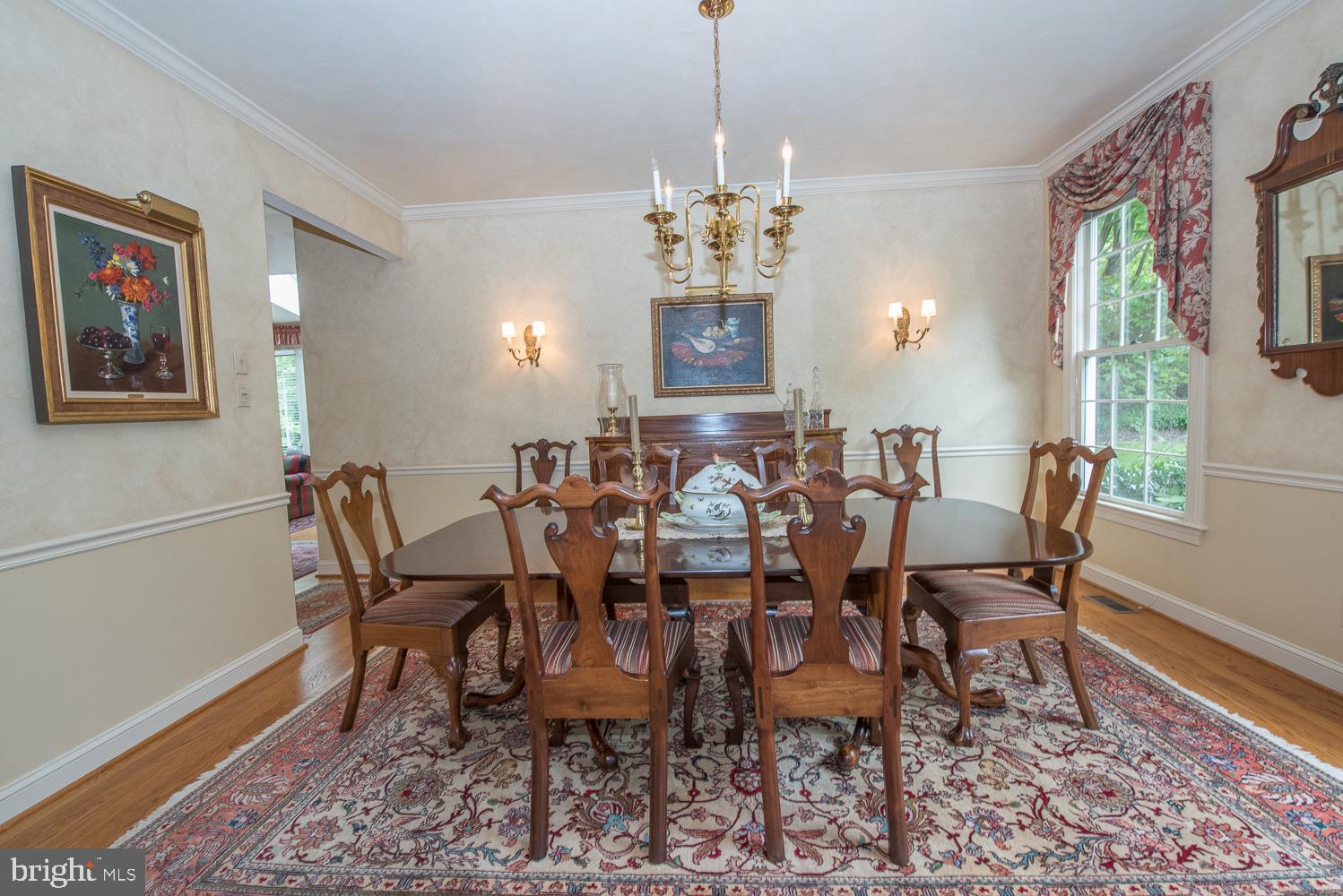 201 3 Rivers Court, Unit 101 Berwyn, PA 19312 - Photo 7 of 30 Dining room