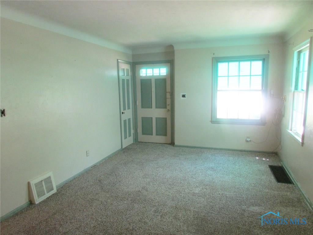 3655 Roanoke Road Toledo, OH 43613 - Photo 2 of 24 Gallery Image 2