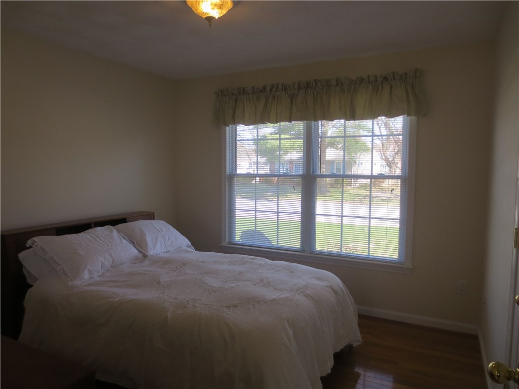 18 Macarthur Road Woonsocket, RI 02895 - Photo 17 of 28