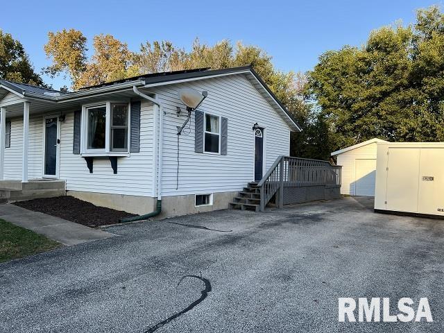 128 Briargate Road Washington, IL 61571 - Photo 3 of 26 Gallery Image 3