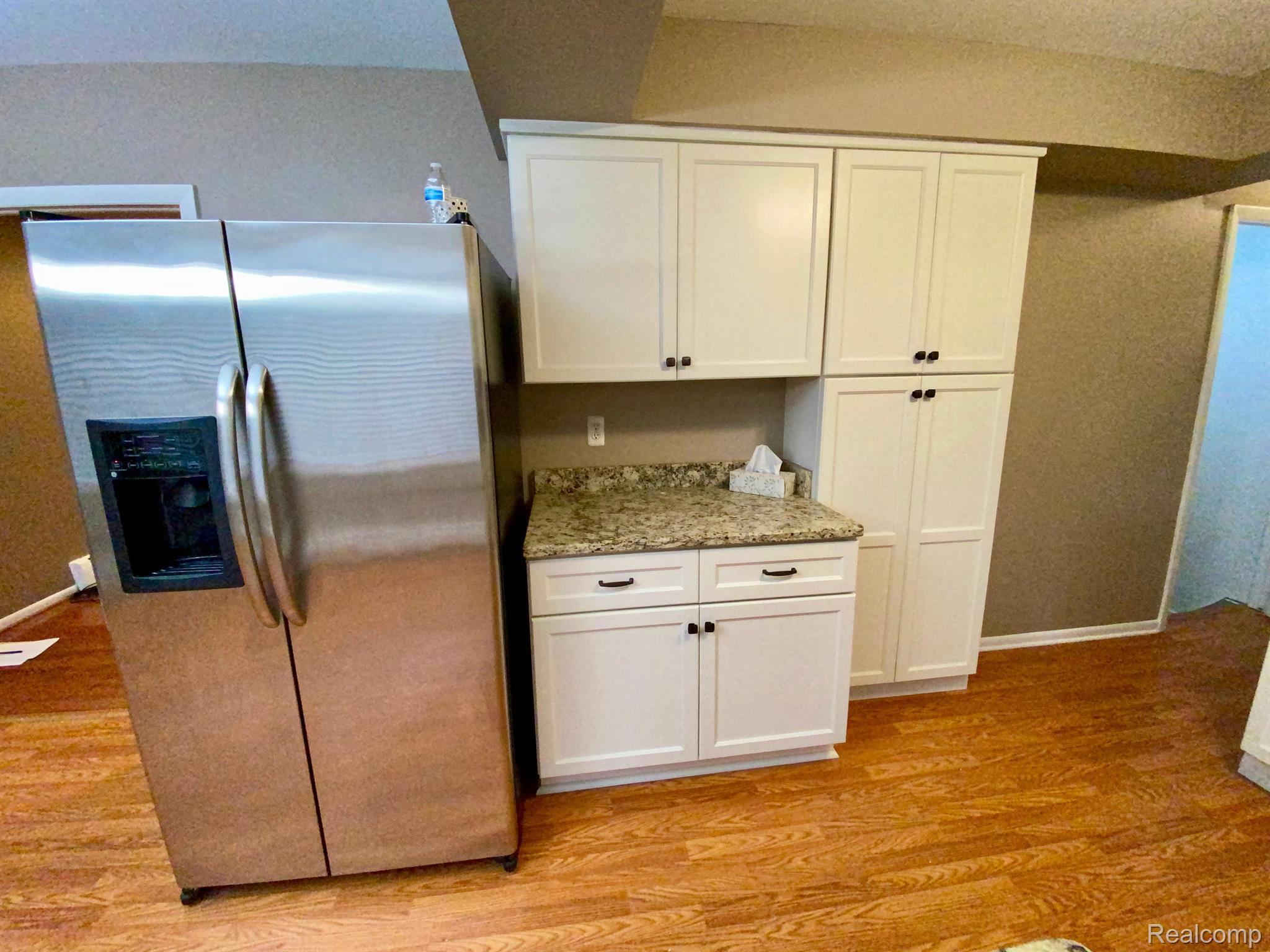 8388 32 Mile Road Washington, MI 48095 - Photo 12 of 18 Kitchen with New Cabinets & Granite Tops