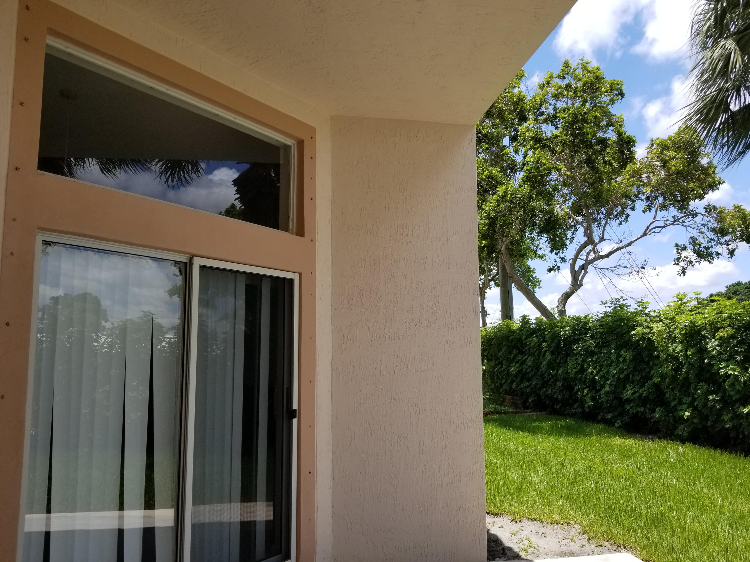 8748 Via Ancho Road Boca Raton, FL 33433 - Photo 5 of 41 Rear