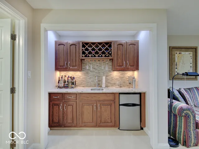 $1,375,000 | 8613 Seaward Lane, Indianapolis, IN 46256