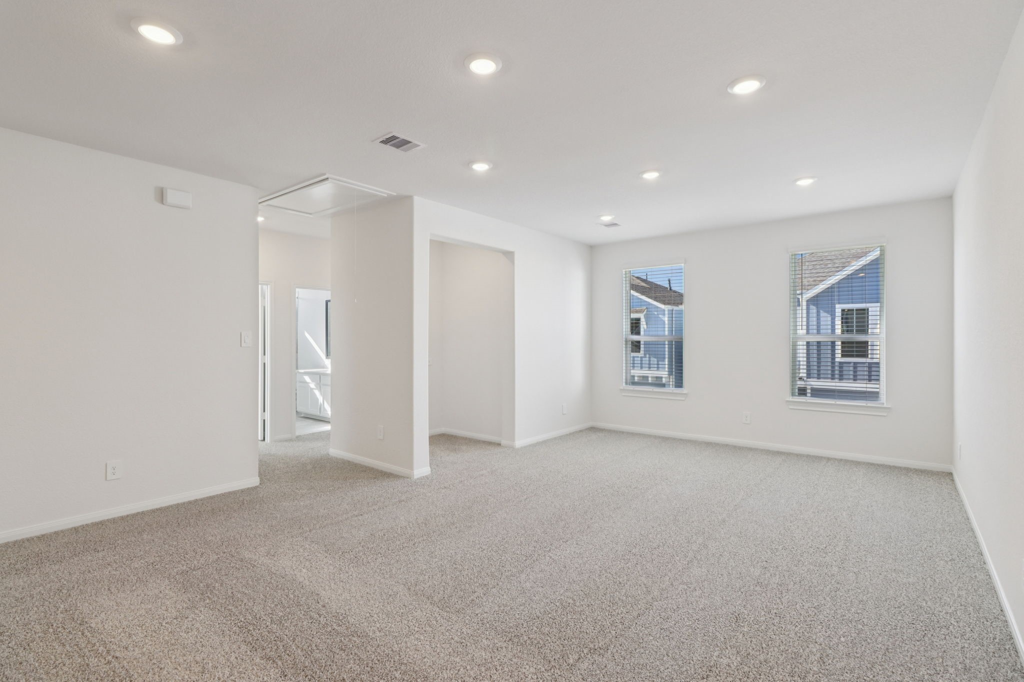 708 Topwater Trail Kemah, TX 77565 - Photo 20 of 43 a view of an empty room with a window